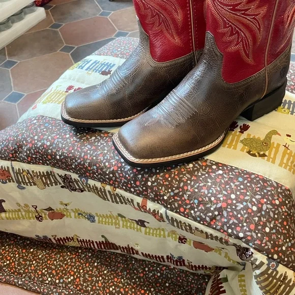 Ariat Red and Brown Heeled Boots - Picture 8 of 12